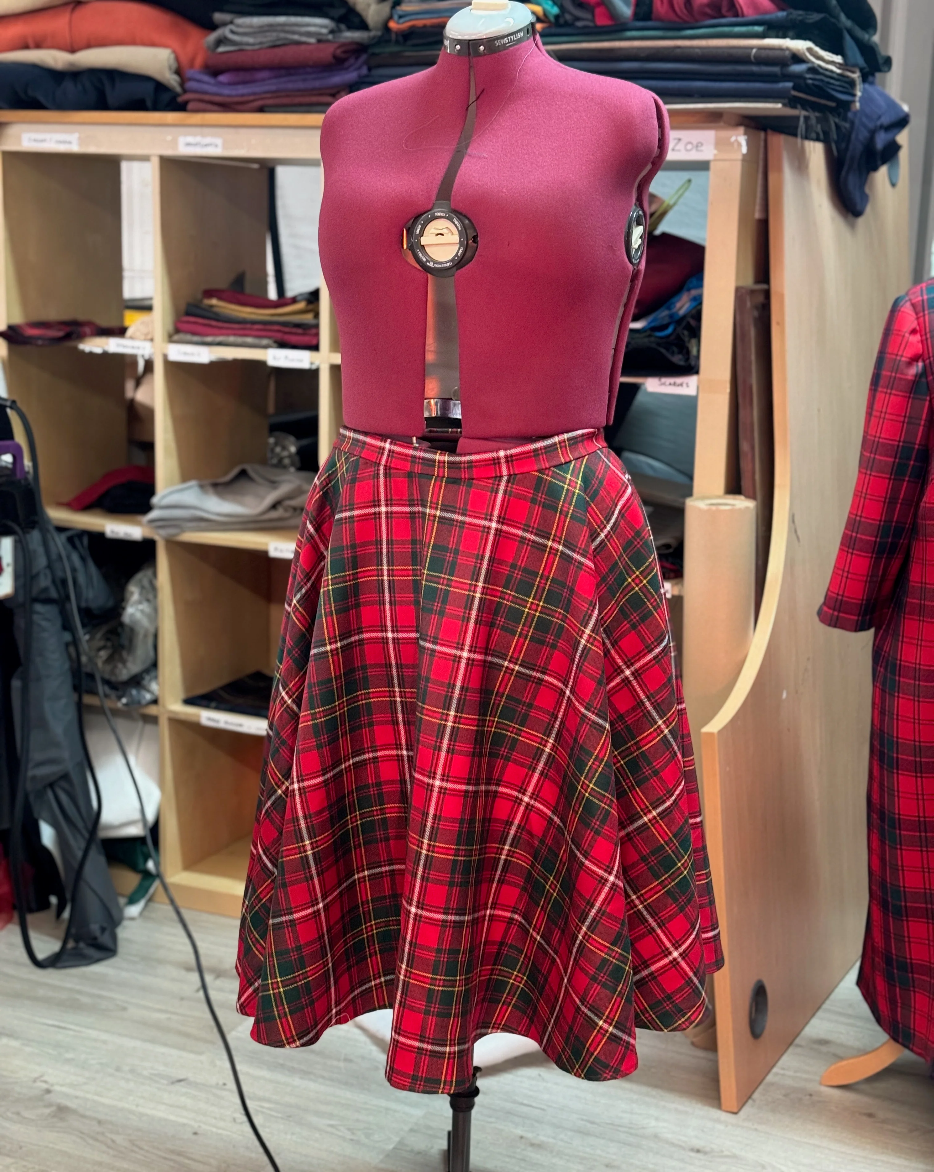 Full Lined Tartan Circle Skirt - Image 9